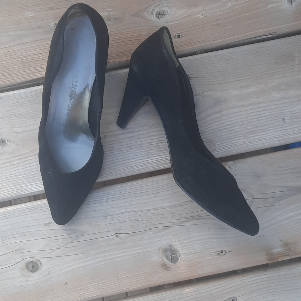 Black heels